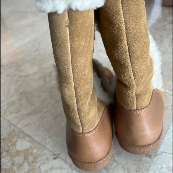 Tory Burch Amelie Sherling Boots - Picture 8 of 16
